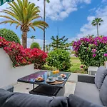 Con Terraza En Primera Linea El Duque, Altamira * Costa Adeje (Tenerife)