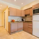 Con Terraza En Primera Linea El Duque, Altamira Appartement