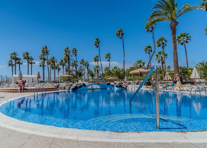 Luxury On The * 아데제